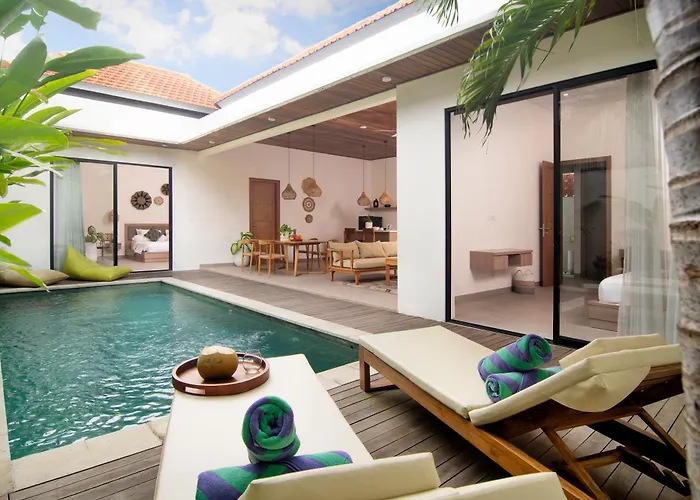 La Bumbak, 2br Pool Villa, Umalas Villa